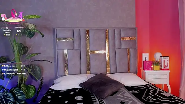 Tyla Ks online show from May 2026 01:56:01 AM