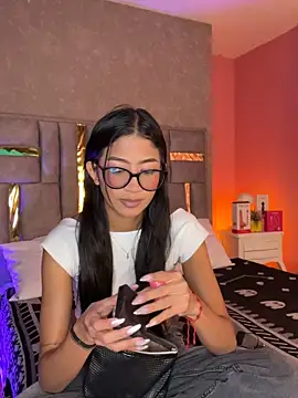 Tyla Ks online show from May 2026 07:12:02 PM
