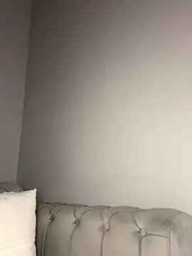 laraaaaaa online show from November 2025 09:25:01 PM