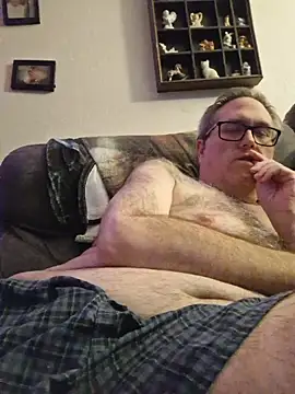 Snapshot of Smallone327 chatting on November 2025 06:12:02 AM Smallone327 online show from November 2025 06:12:02 AM