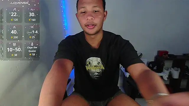 Snapshot of Gooss_cum chatting on October 2025 03:14:01 AM Gooss cum online show from October 2025 03:14:01 AM