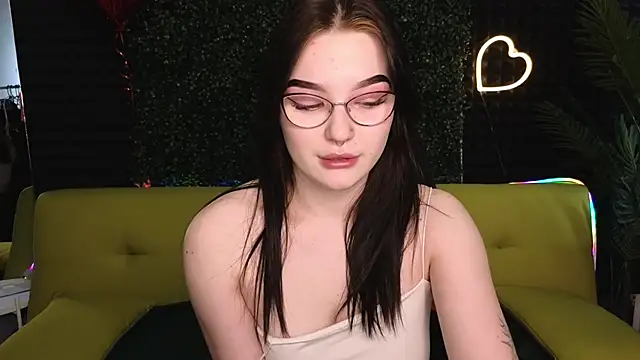 Snapshot of milliedoll chatting on March 2025 08:15:01 AM milliedoll online show from March 2025 08:15:01 AM