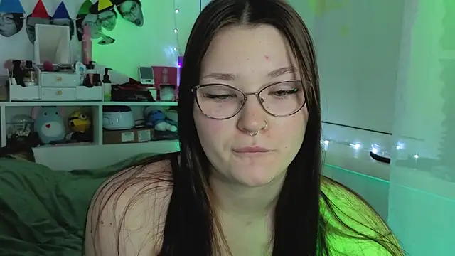 Snapshot of milliedoll chatting on October 2025 04:13:01 AM milliedoll online show from October 2025 04:13:01 AM