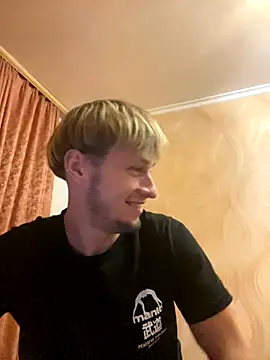 Snapshot of frama666 chatting on October 2025 07:53:01 PM frama666 online show from October 2025 07:53:01 PM