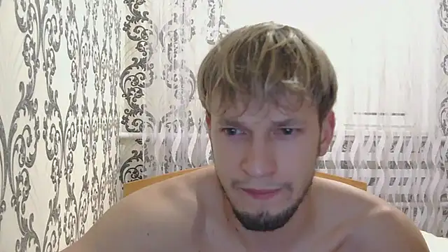 Snapshot of frama666 chatting on October 2025 07:33:02 PM frama666 online show from October 2025 07:33:02 PM