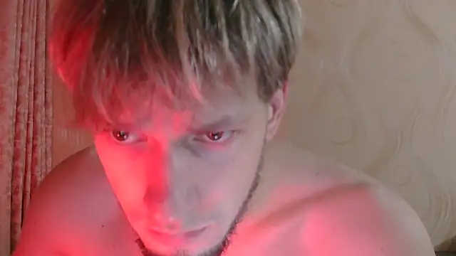 Snapshot of frama666 chatting on October 2025 09:15:01 PM frama666 online show from October 2025 09:15:01 PM