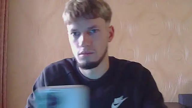 Snapshot of frama666 chatting on October 2025 11:28:01 AM frama666 online show from October 2025 11:28:01 AM