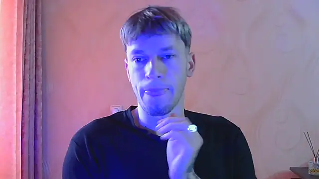 Snapshot of frama666 chatting on November 2025 08:26:01 AM frama666 online show from November 2025 08:26:01 AM