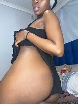 xxTatiannaxx online show from June 2026 12:48:01 AM