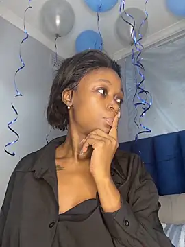 xxTatiannaxx online show from June 2026 11:57:02 PM
