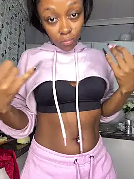 xxTatiannaxx online show from July 2026 05:52:01 PM