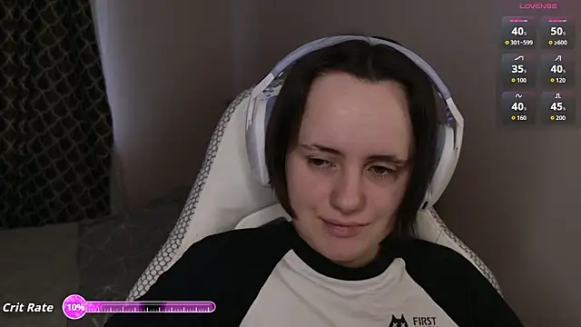 Luna Loveee online show from March 2026 04:09:01 AM