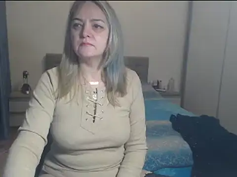 MatureDiana online show from January 2025 03:23:02 AM