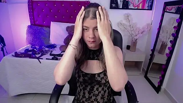 Snapshot of ValeAmayaa chatting on March 2025 07:13:02 PM ValeAmayaa online show from March 2025 07:13:02 PM