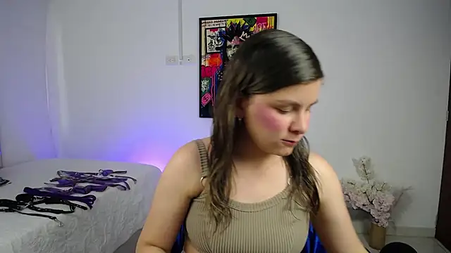 Snapshot of ValeAmayaa chatting on October 2025 10:10:01 PM ValeAmayaa online show from October 2025 10:10:01 PM