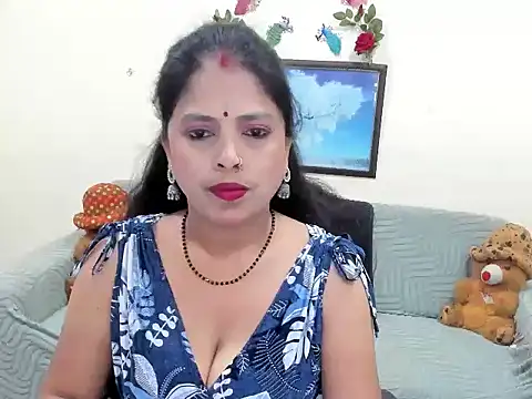 leahgotiii online show from June 2026 03:07:01 AM