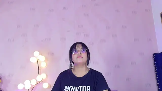 innocenthazel online show from June 2026 02:53:01 AM