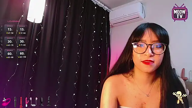 miyakimi0101 online show from November 2025 01:05:01 AM