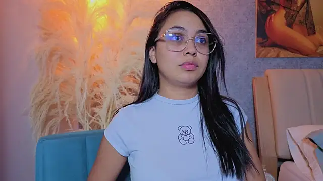 Lucia Brown  online show from June 2026 11:16:01 AM