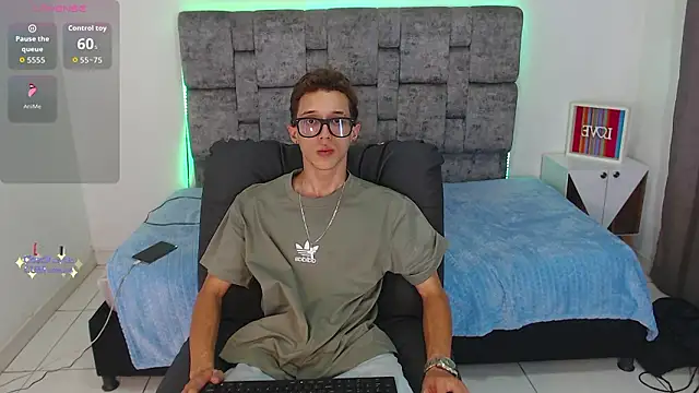 skinny bigcock02 online show from February 2026 09:42:01 PM