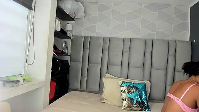 Natasha rose   online show from November 2025 07:40:02 PM