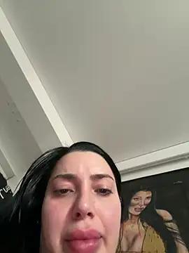 Mia Splash online show from March 2026 01:04:02 PM