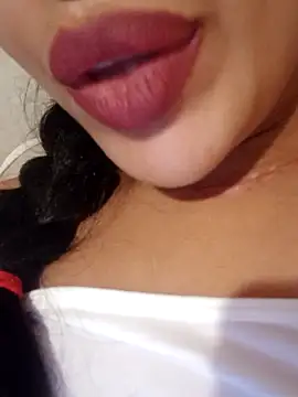 Sexlove1xo online show from November 2025 02:34:01 AM