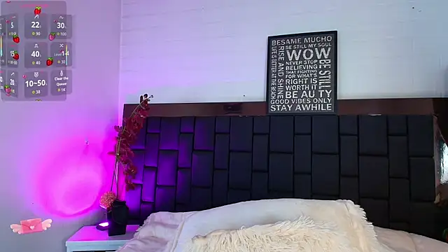 Lexi Howard  online show from December 2025 03:35:02 AM