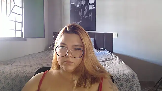 GoddessChaar online show from March 2026 05:09:01 PM