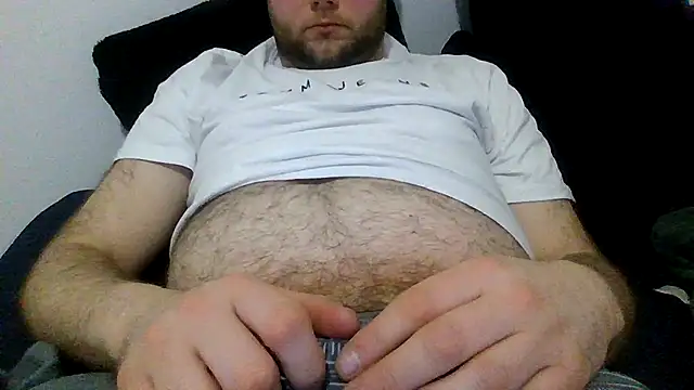 Snapshot of GrafterBen1 chatting on February 2025 07:52:02 AM GrafterBen1 online show from February 2025 07:52:02 AM