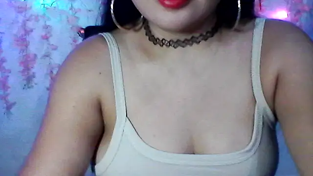 Snapshot of shashel5 chatting on January 2026 05:56:01 AM shashel5 online show from January 2026 05:56:01 AM