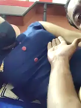 Snapshot of Rubiyaa77 chatting on March 2025 06:01:02 PM Rubiyaa77 online show from March 2025 06:01:02 PM