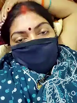 Snapshot of Rubiyaa77 chatting on March 2025 05:28:01 PM Rubiyaa77 online show from March 2025 05:28:01 PM