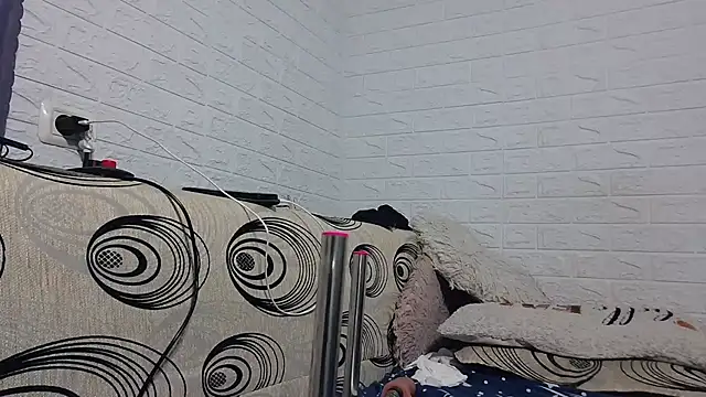 Ramona870 online show from May 2026 05:02:01 AM