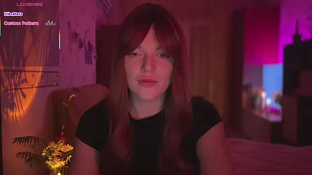 CherryRed Girl online show from May 2026 11:13:02 PM