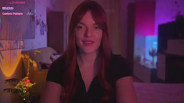 CherryRed Girl online show from May 2026 10:39:01 PM