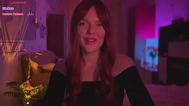 CherryRed Girl online show from May 2026 10:06:01 PM