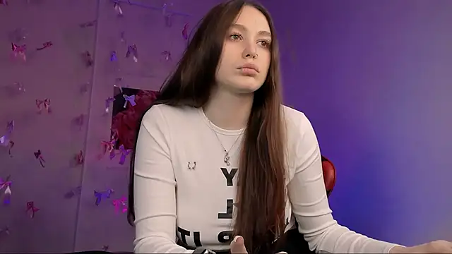 hazel sullivan online show from May 2026 08:19:01 AM