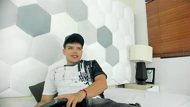 Axel Forte online show from April 2026 02:10:02 PM