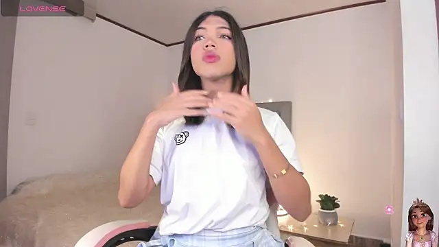 your favorite doll  online show from February 2026 12:49:01 PM