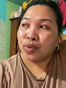 Snapshot of Sweet_fatty18 chatting on January 2025 03:59:02 AM Sweet fatty18 online show from January 2025 03:59:02 AM