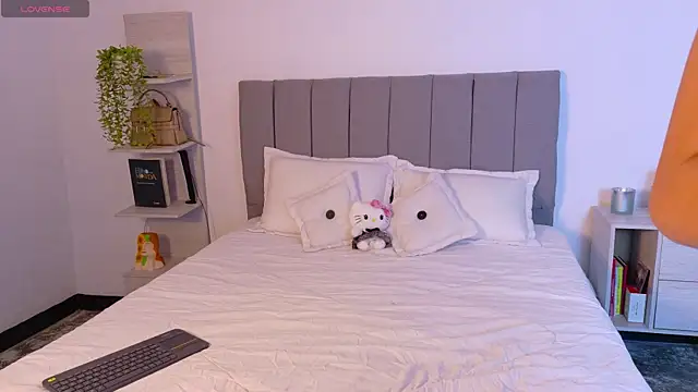 zarahCute online show from November 2025 11:59:01 PM