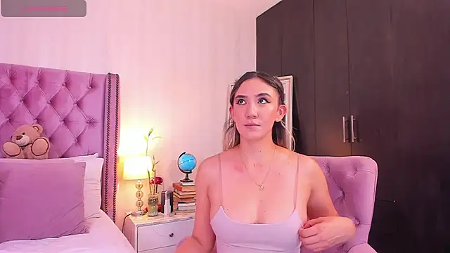 natashaleightt online show from March 2025 07:04:02 PM