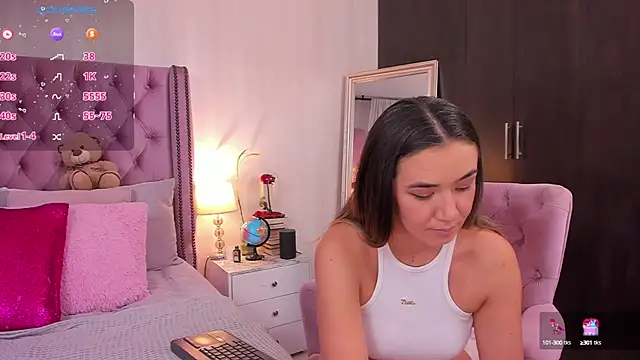 natashaleightt online show from October 2025 04:05:02 PM