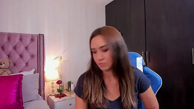 natashaleightt online show from May 2026 01:35:02 AM