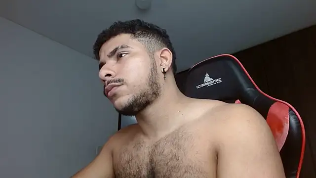 Javier Hot27 online show from March 2026 04:46:01 PM