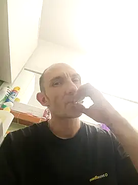 Snapshot of Machura chatting on January 2026 12:49:02 AM Machura online show from January 2026 12:49:02 AM