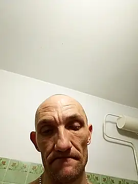 Snapshot of Machura chatting on February 2026 05:32:01 PM Machura online show from February 2026 05:32:01 PM