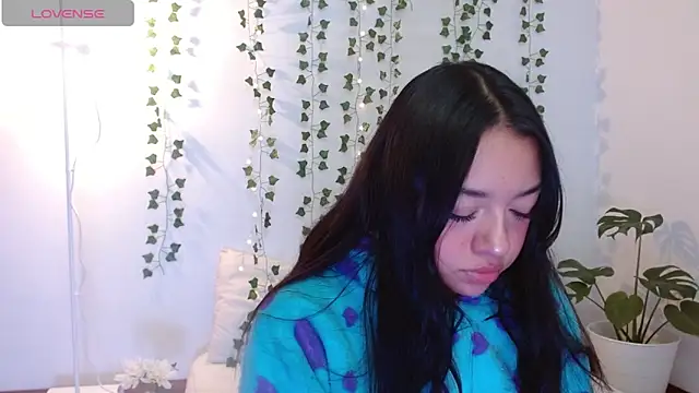 Snapshot of hellokitty__valery chatting on March 2026 03:01:01 AM hellokitty valery online show from March 2026 03:01:01 AM