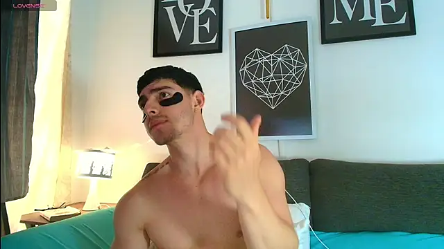 Snapshot of thomyafar chatting on November 2025 03:55:01 PM thomyafar online show from November 2025 03:55:01 PM